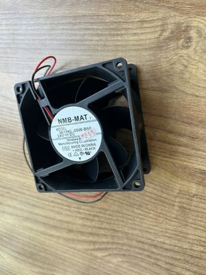 3615KL‐05W‐B59 NMB 3-Wire ψυκτικός ανεμιστήρας 92×92×38mm DC24V 0,24A Αντικατασκευαστικό ανταλλακτικό για μηχανή επεξεργαστή φωτογραφικών εργαστηρίων Konica Digital Minilab προμηθευτής