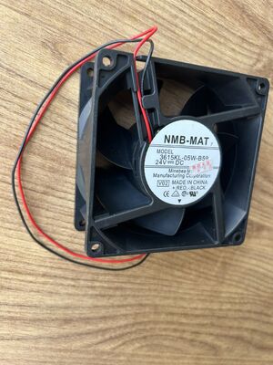 3615KL‐05W‐B59 NMB 3-Wire ψυκτικός ανεμιστήρας 92×92×38mm DC24V 0,24A Αντικατασκευαστικό ανταλλακτικό για μηχανή επεξεργαστή φωτογραφικών εργαστηρίων Konica Digital Minilab προμηθευτής