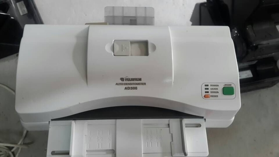 AD300 πυκνόμετρο 899C21585A0 για τα σύνορα 570R 570 του Φούτζι ψηφιακό χρησιμοποιημένο Minilab αρχικό πυκνόμετρο φωτογραφιών 550 500 χρησιμοποιούμενο προμηθευτής